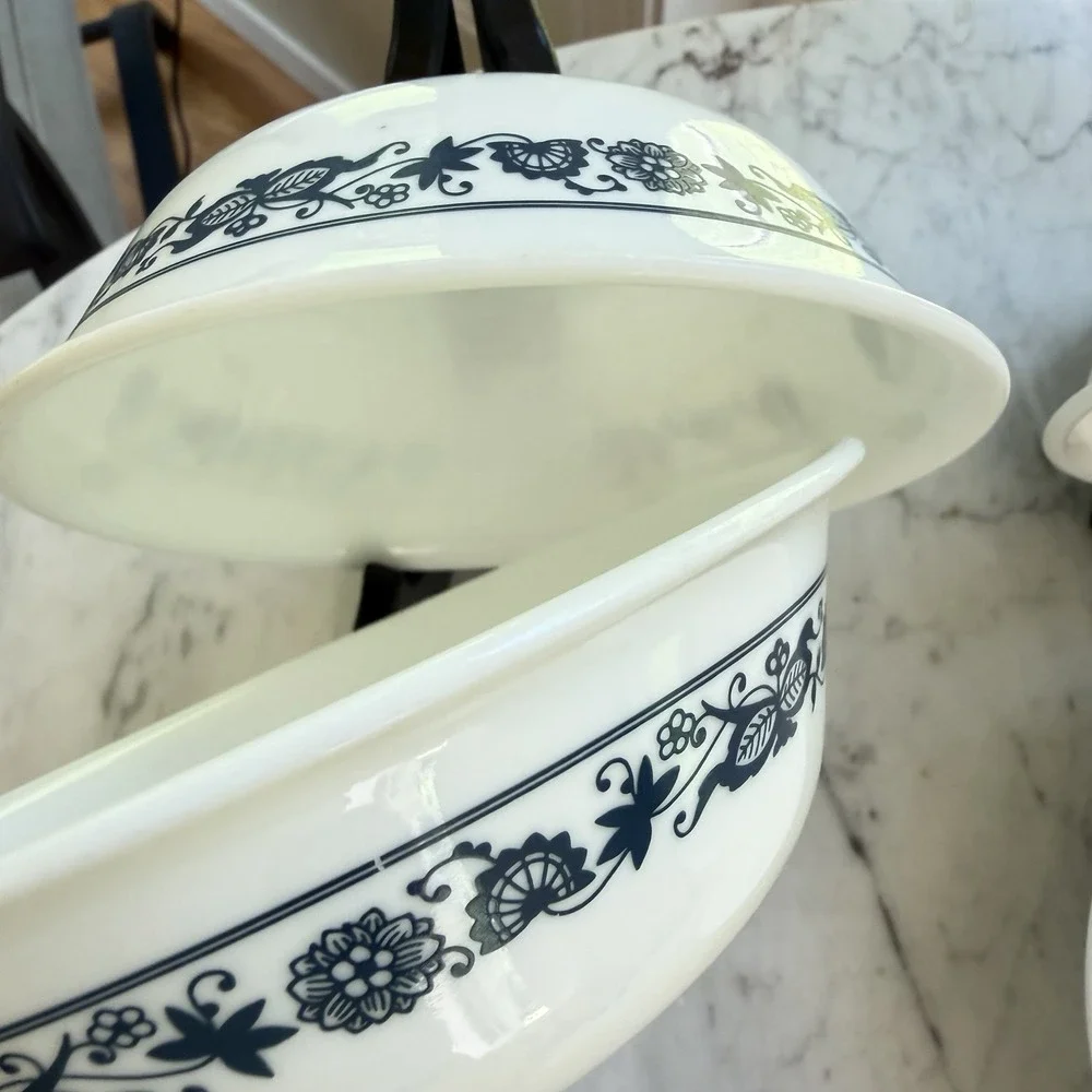 Vintage 70s Lot (4) Corelle Corning Old Town Blue Onion Cereal Soup Bowls 6.25